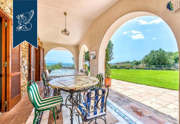 Image No.14-Villa de 8 chambres à vendre à San Giovanni a Piro