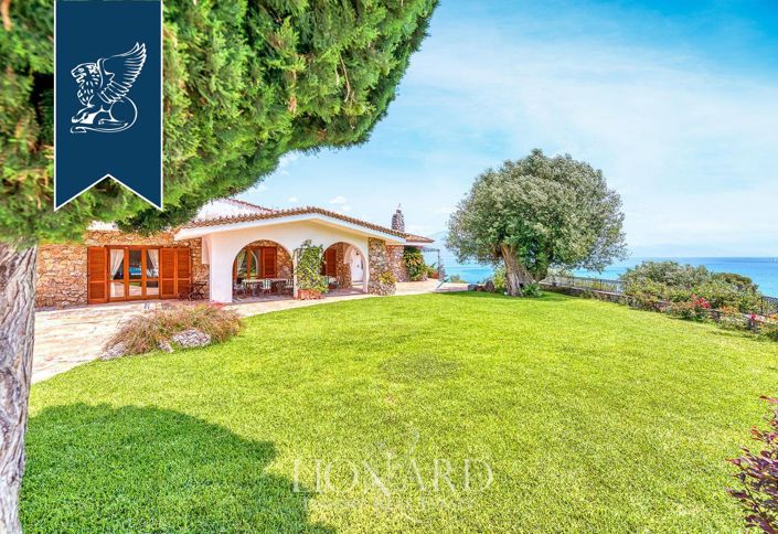 Image No.4-Villa de 8 chambres à vendre à San Giovanni a Piro