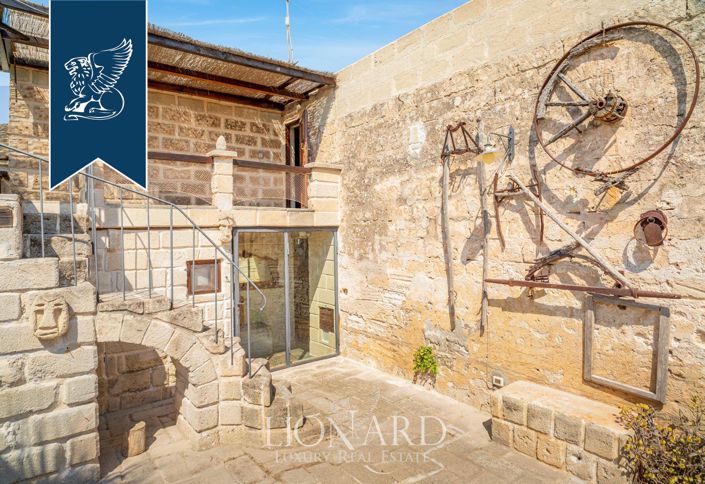 Image No.20-5 Bed Villa for sale