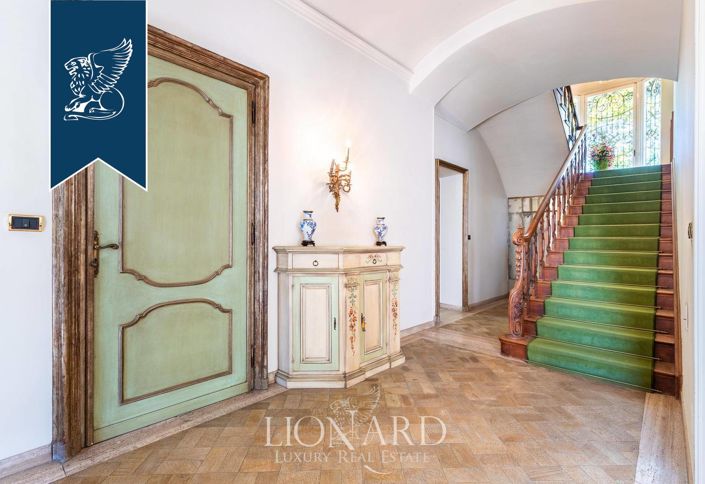 Image No.20-Villa de 6 chambres à vendre à Turin