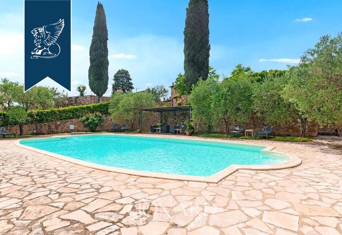 Image No.4-Ferme de 11 chambres à vendre à Poggibonsi