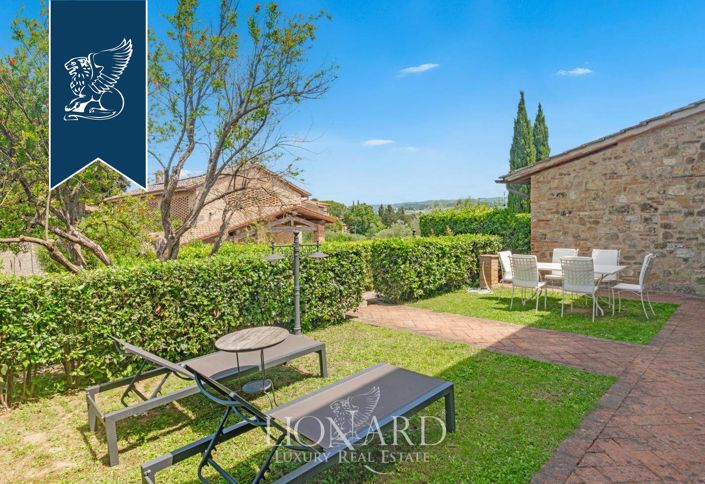 Image No.7-Ferme de 11 chambres à vendre à Poggibonsi