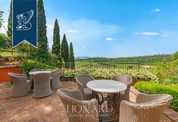 Image No.8-Ferme de 11 chambres à vendre à Poggibonsi