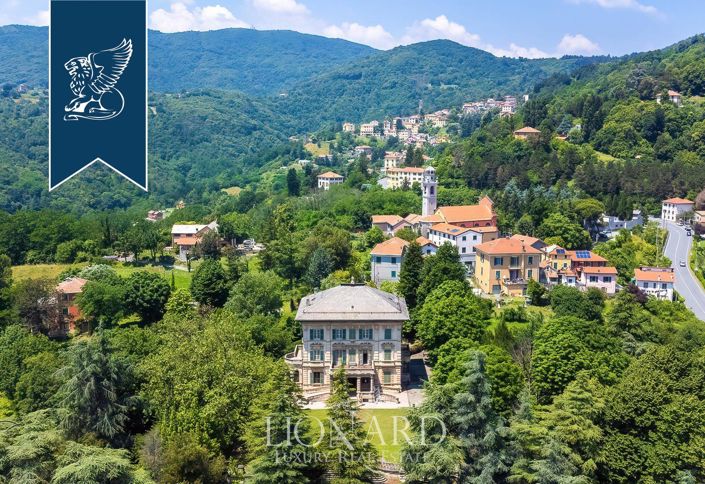 Image No.18-10 Bed Villa for sale