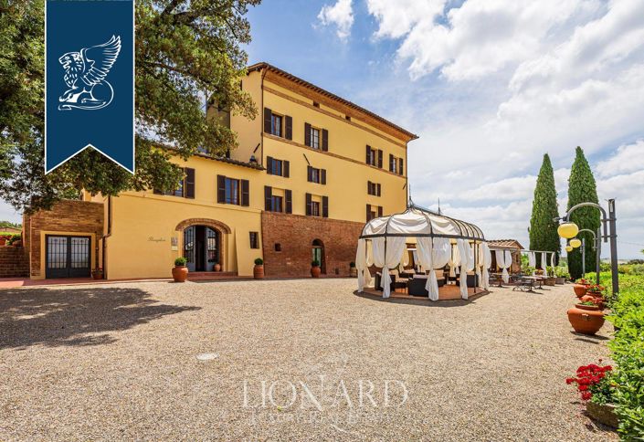 Image No.15-27 Bed Hotel for sale