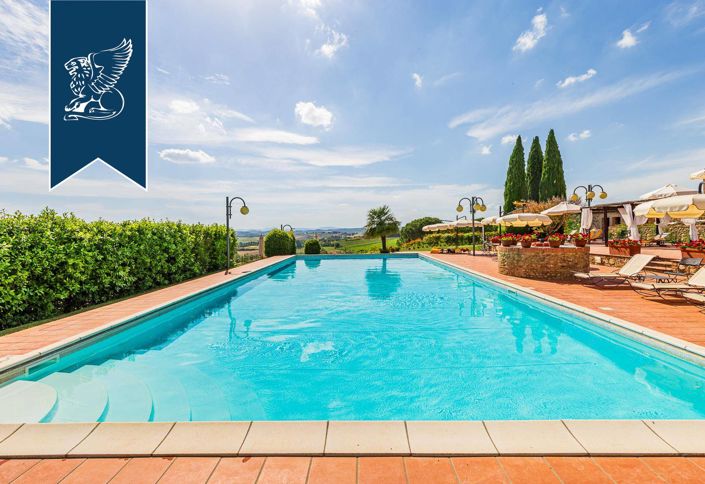 Image No.7-27 Bed Hotel for sale