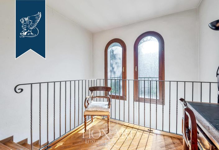 Image No.17-5 Bed Villa for sale