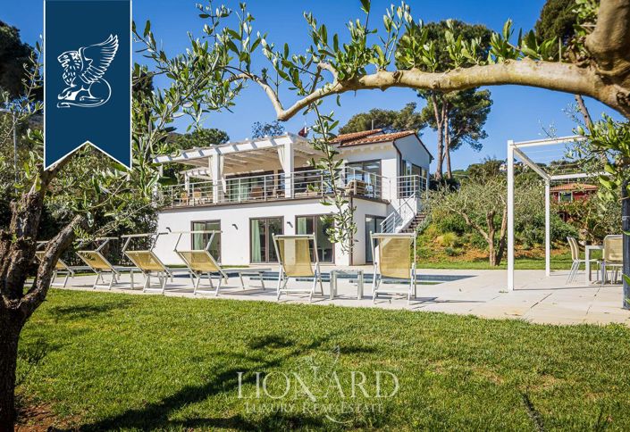 Image No.12-4 Bed Villa for sale