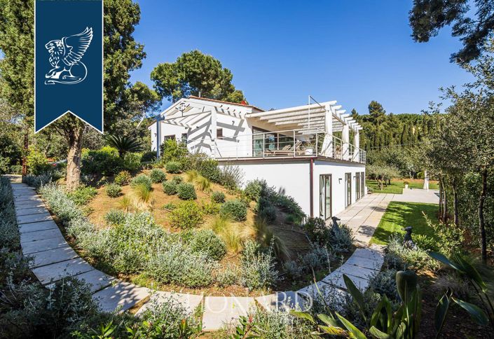 Image No.25-4 Bed Villa for sale