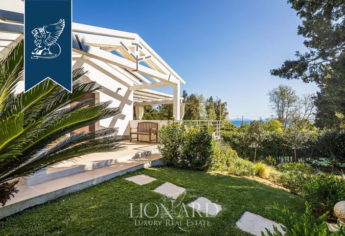 Image No.28-4 Bed Villa for sale