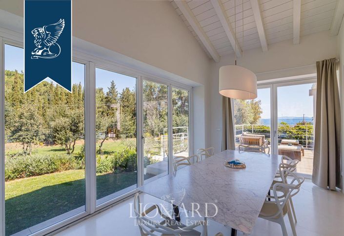 Image No.44-4 Bed Villa for sale