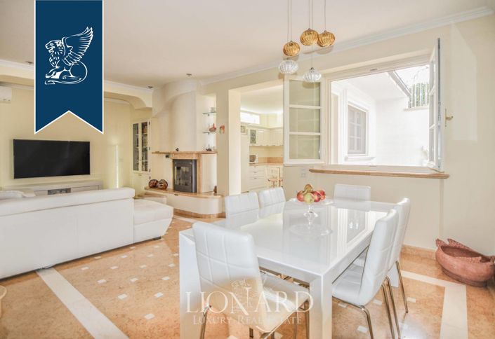 Image No.11-Villa de 7 chambres à vendre à Pietrasanta