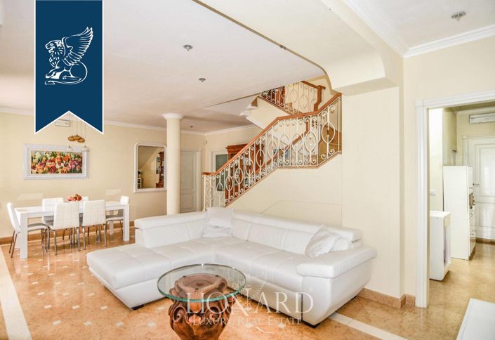 Image No.12-Villa de 7 chambres à vendre à Pietrasanta