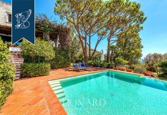 Image No.11-4 Bed Villa for sale