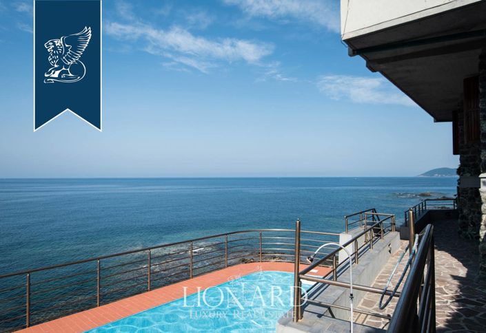 Image No.16-5 Bed Villa for sale