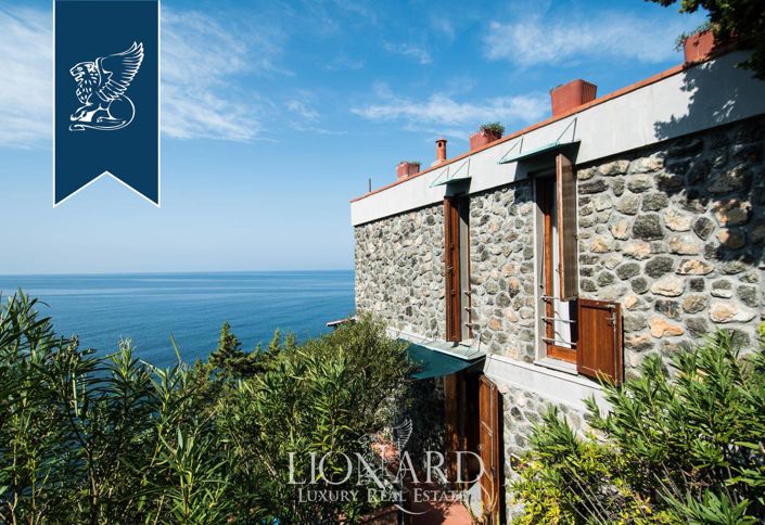 Image No.22-5 Bed Villa for sale