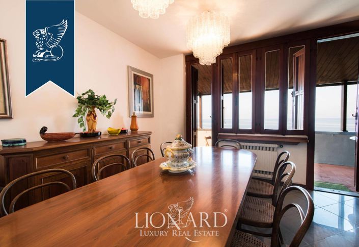 Image No.37-5 Bed Villa for sale