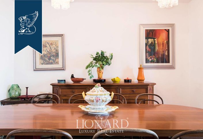 Image No.41-5 Bed Villa for sale