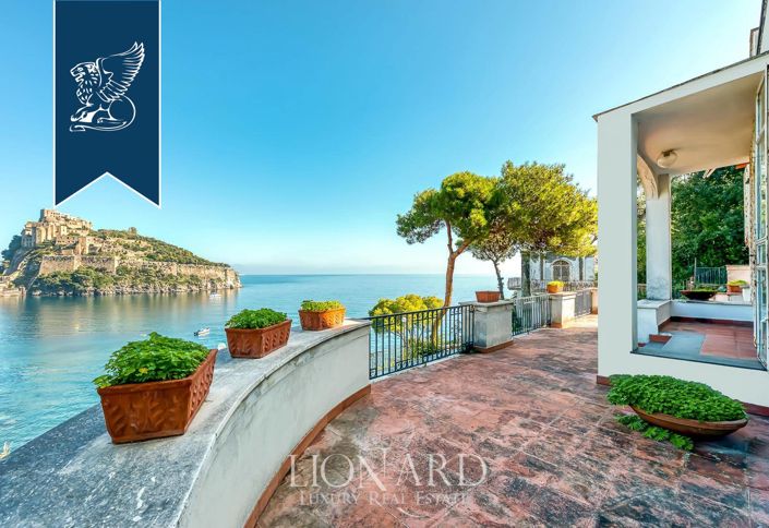 Image No.10-4 Bed Villa for sale