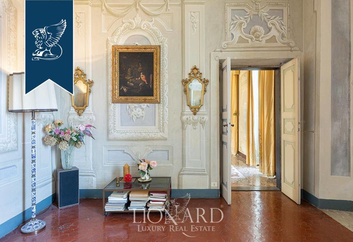 Image No.35-10 Bed Villa for sale