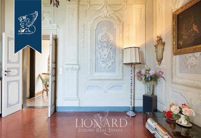 Image No.36-10 Bed Villa for sale