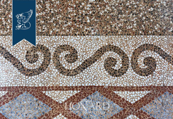 Image No.45-10 Bed Villa for sale