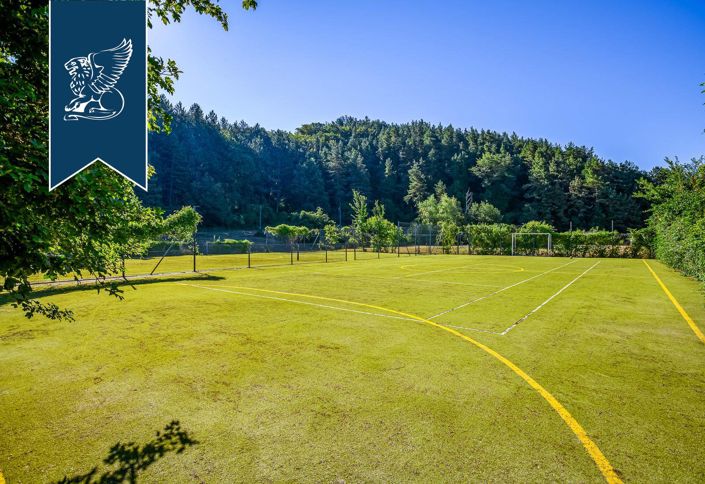 Image No.25-Maison de campagne de 4 chambres à vendre à Borgo San Lorenzo