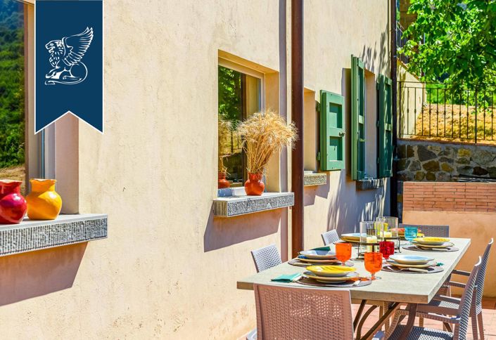 Image No.29-Maison de campagne de 4 chambres à vendre à Borgo San Lorenzo