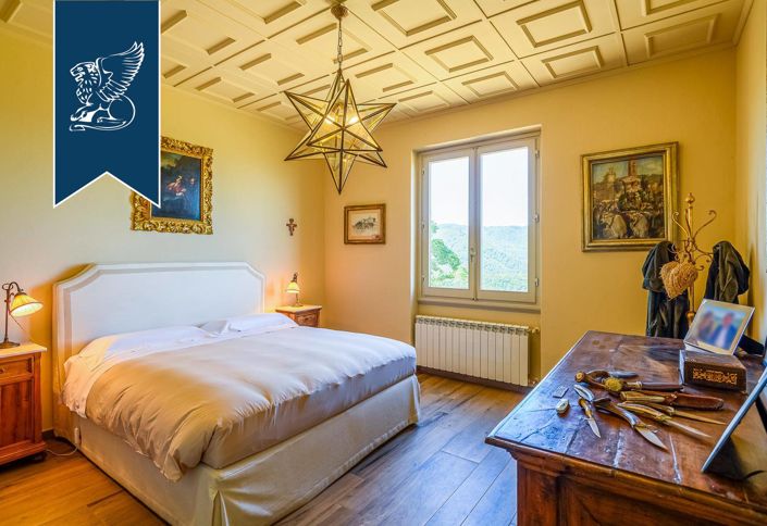 Image No.35-Maison de campagne de 4 chambres à vendre à Borgo San Lorenzo