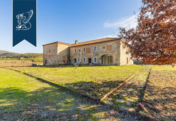 Image No.16-Maison de campagne de 16 chambres à vendre à Rapolano Terme