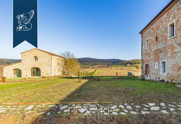 Image No.22-Maison de campagne de 16 chambres à vendre à Rapolano Terme