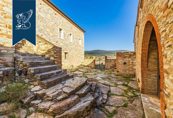 Image No.30-Maison de campagne de 16 chambres à vendre à Rapolano Terme