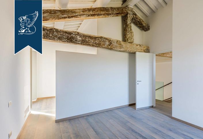 Image No.39-Maison de campagne de 16 chambres à vendre à Rapolano Terme