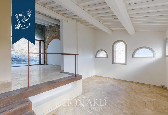 Image No.42-Maison de campagne de 16 chambres à vendre à Rapolano Terme