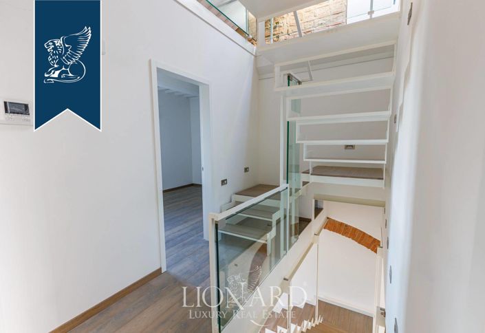 Image No.47-Maison de campagne de 16 chambres à vendre à Rapolano Terme