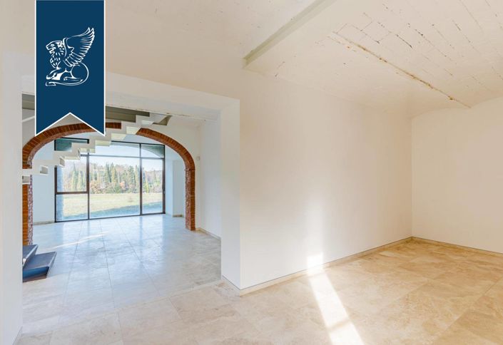 Image No.49-Maison de campagne de 16 chambres à vendre à Rapolano Terme