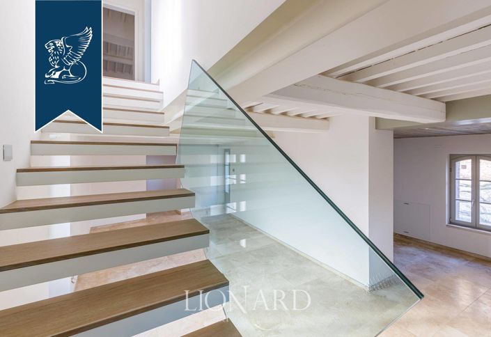 Image No.57-Maison de campagne de 16 chambres à vendre à Rapolano Terme