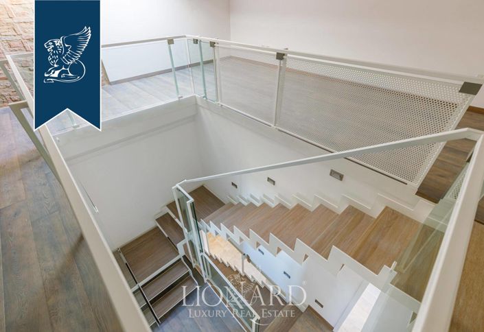 Image No.58-Maison de campagne de 16 chambres à vendre à Rapolano Terme