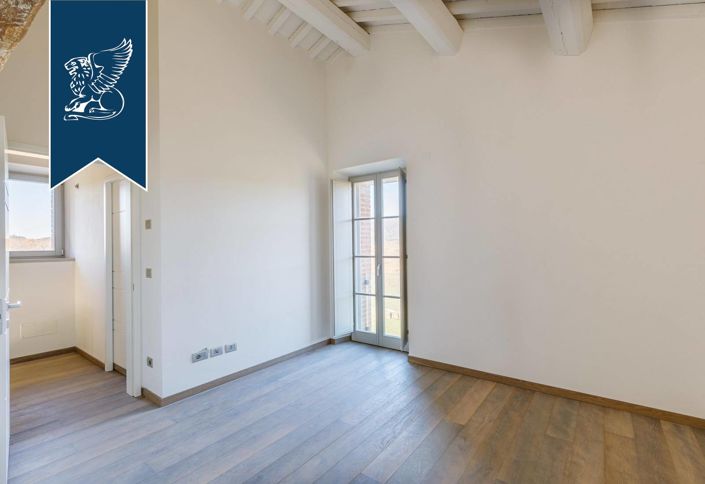 Image No.60-Maison de campagne de 16 chambres à vendre à Rapolano Terme