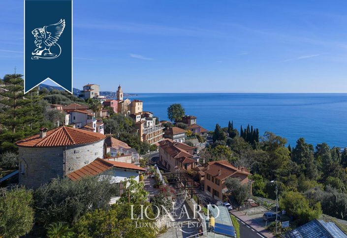 Image No.4-4 Bed Villa for sale