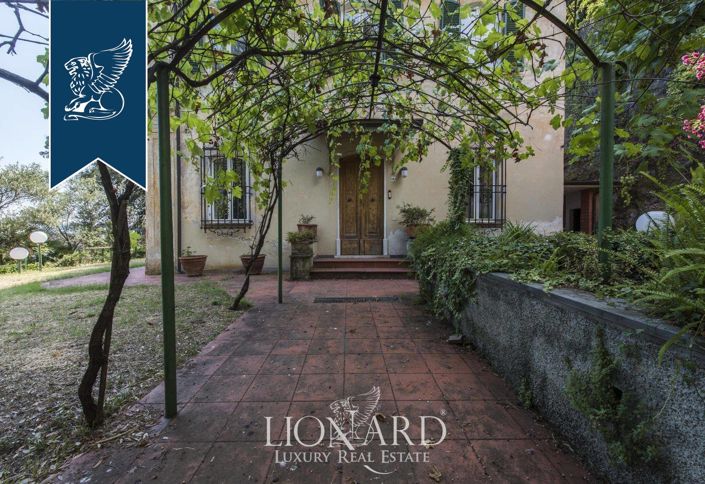 Image No.6-4 Bed Villa for sale