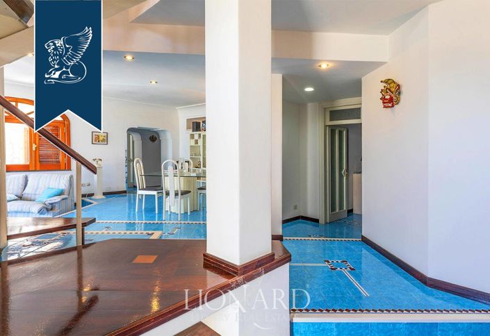 Image No.16-5 Bed Villa for sale