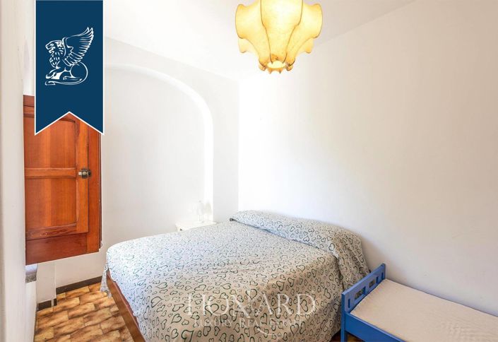 Image No.20-5 Bed Villa for sale