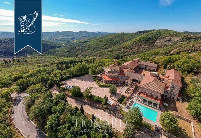 Image No.2-Un hôtel de 60 chambres à vendre à Gaiole in Chianti