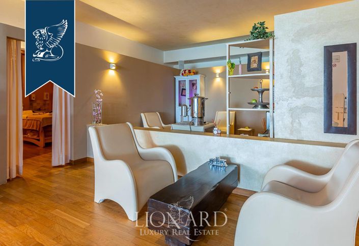 Image No.49-Un hôtel de 60 chambres à vendre à Gaiole in Chianti