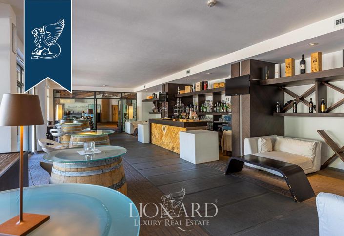 Image No.56-Un hôtel de 60 chambres à vendre à Gaiole in Chianti