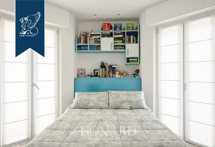 Image No.6-3 Bed Villa for sale