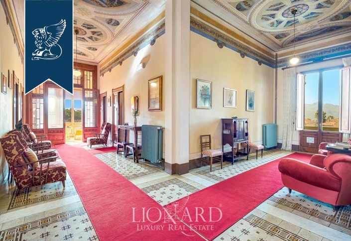 Image No.15-12 Bed Hotel for sale