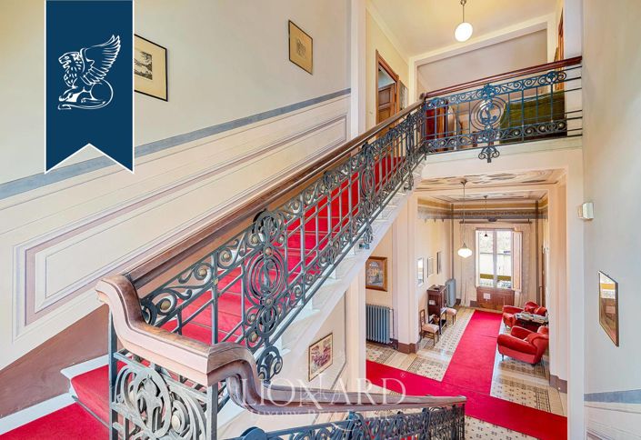 Image No.17-12 Bed Hotel for sale