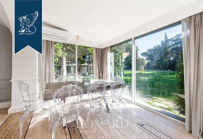 Image No.15-5 Bed Villa for sale